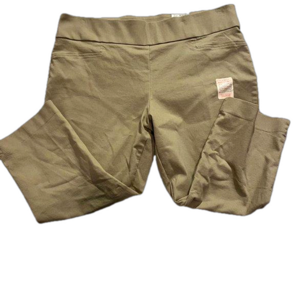 St. John's Bay Tan Capris Casual Cotton Blend - Picture 2 of 5